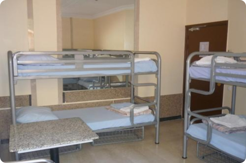 Hostel in nice - Hostel Baccarat Nice Officiel - 6 BED Femal Dorm