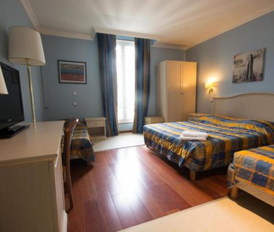 Hostel in nice - Hostel Baccarat Nice Officiel - Quadruple Room